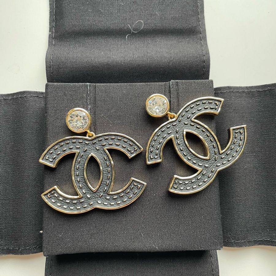 Chanel大logo水鑽夾式耳環 無耳洞-6