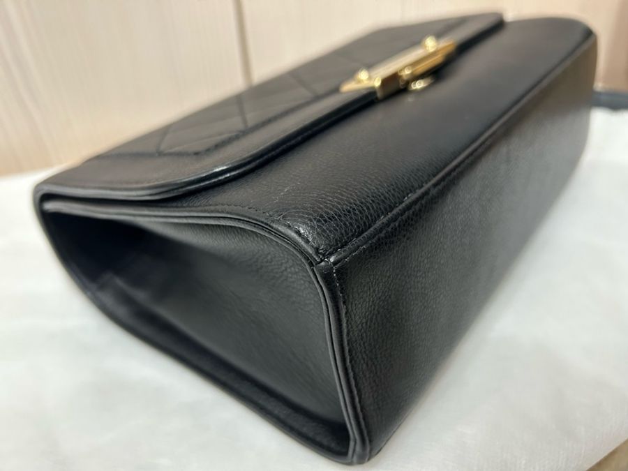 Chanel cf 黑金菱格紋提把郵差包 翻蓋包 #台灣購證-3