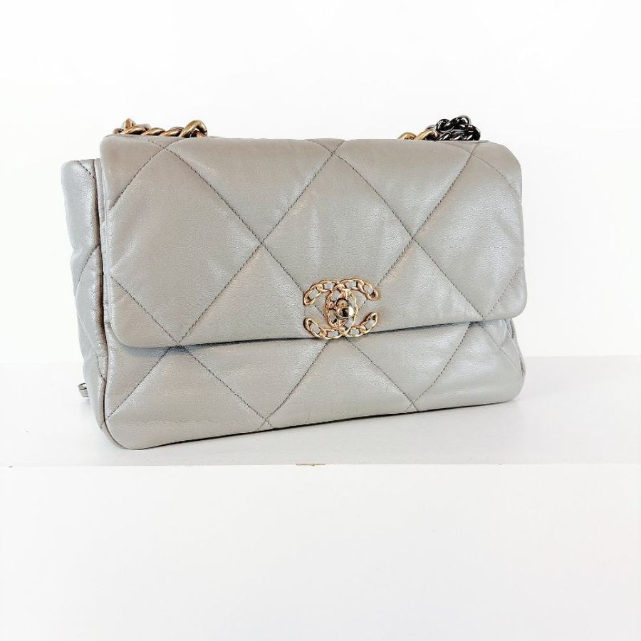Chanel 19 Bag 灰色款-4