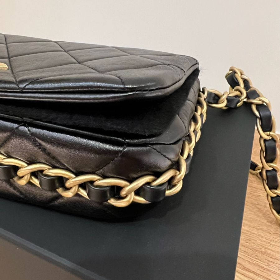 Chanel 小羊皮口蓋包-12