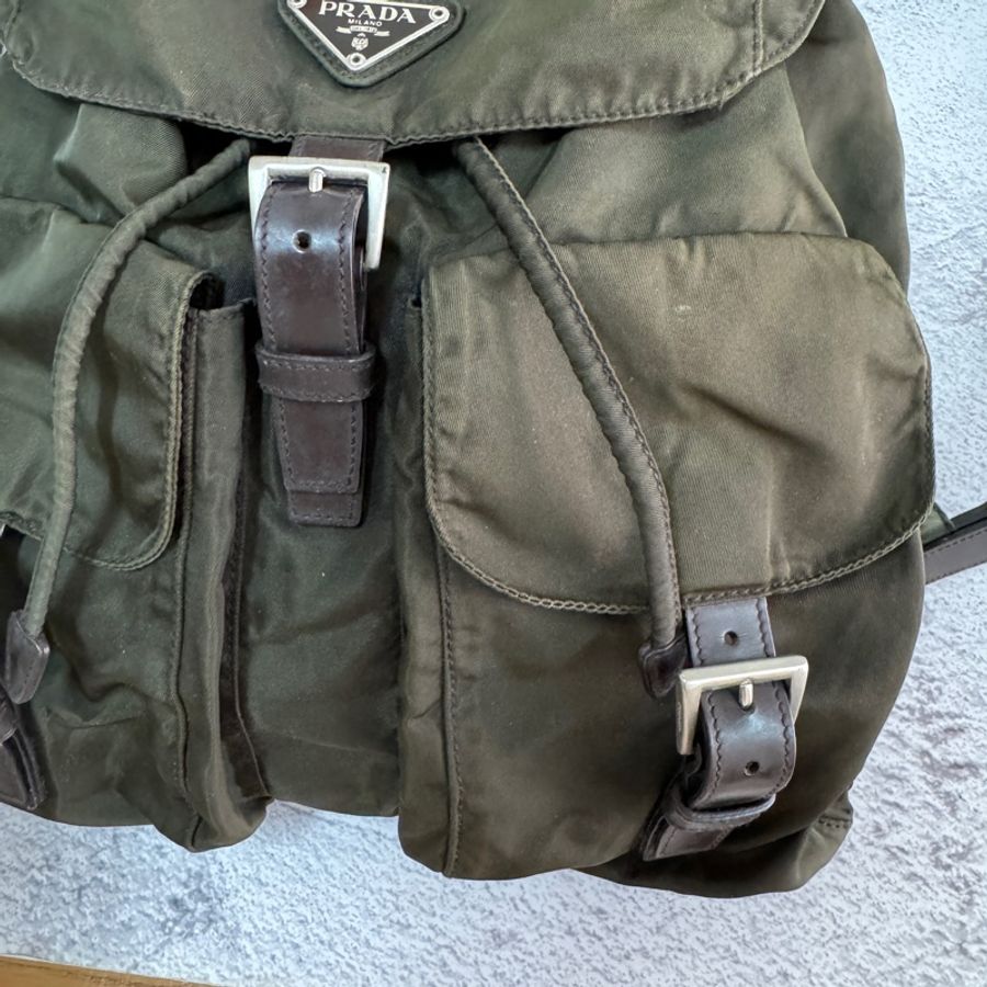 新品上架 現貨 🔥💖 ✨Prada classic nylon backpack Prada 軍綠色背包 Prada 背囊-20