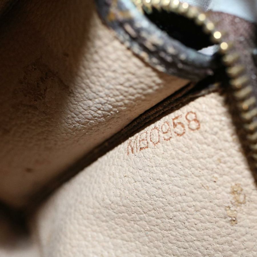 【日本直送】路易威登 Monogram Poche Toilette 15 手拿包 M47546 LV Auth th4338-11