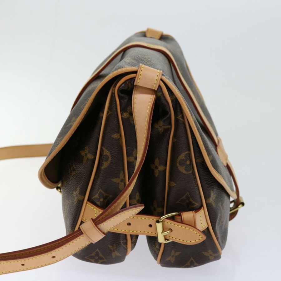 【日本直送】路易威登 Monogram Saumur 30 肩背包 M42256 LV Auth am5564-2