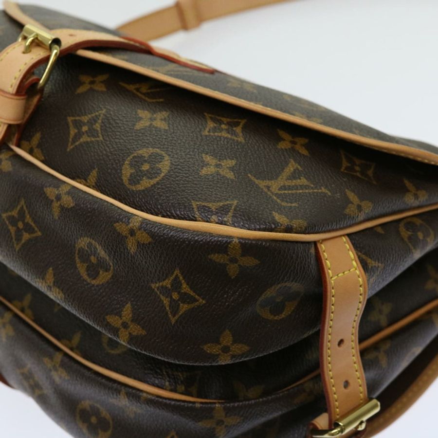 【日本直送】路易威登 Monogram Saumur 30 肩背包 M42256 LV Auth am5564-15