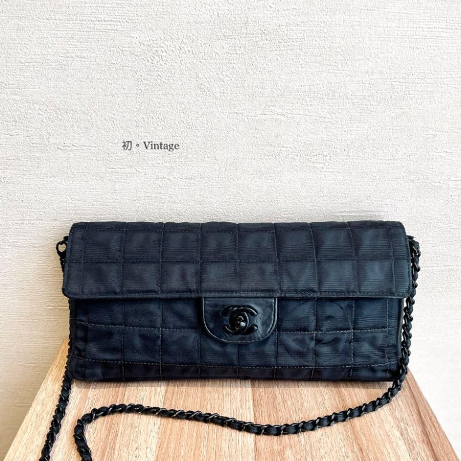 Chanel so black 冰格包/ Travel line 系列/ 腋下包-0