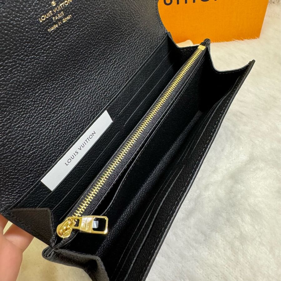 LV 經典Monogram Empreinte Sarah 長夾-8
