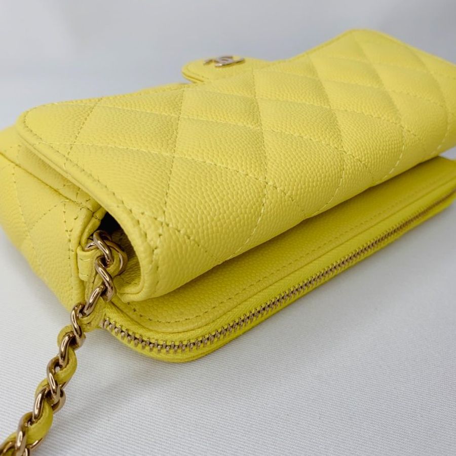 CHANEL 檸檬黃woc手機鏈包-10