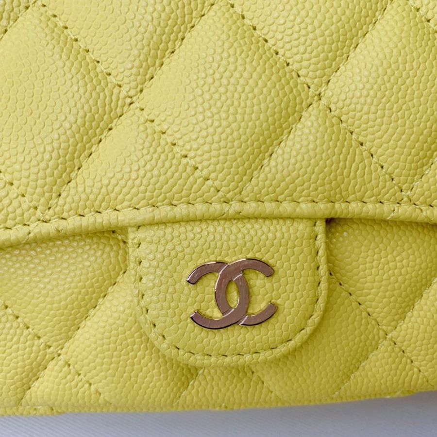 CHANEL 檸檬黃woc手機鏈包-12