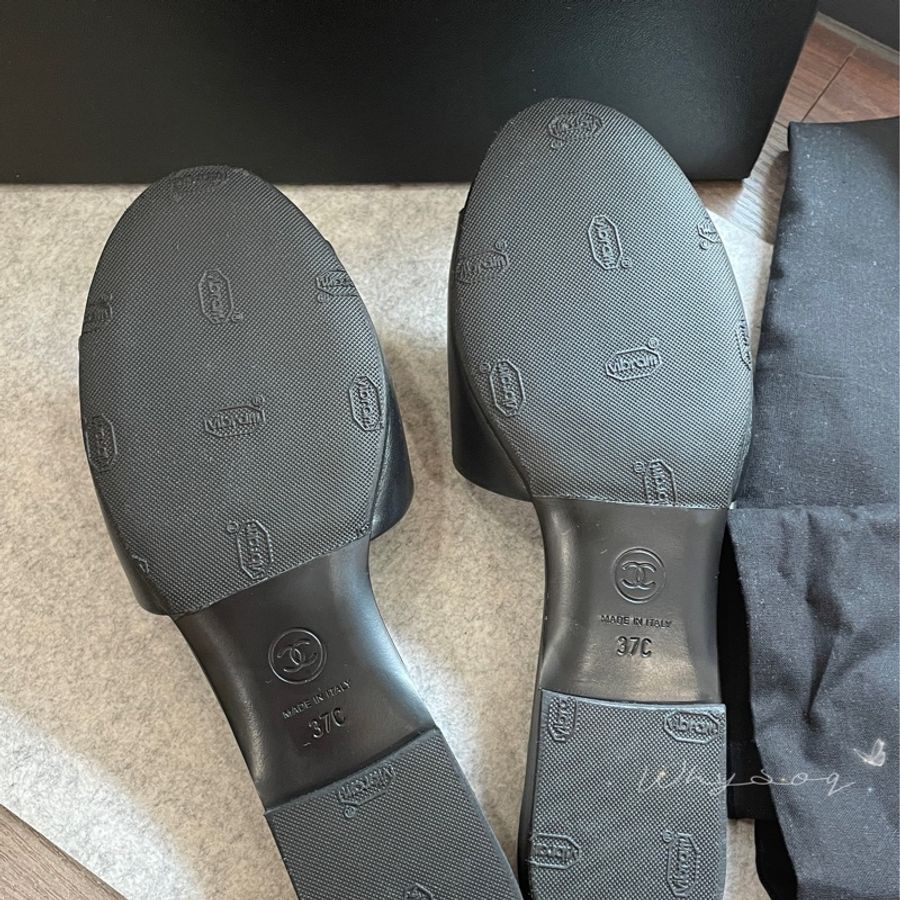 《Chanel》經典珍珠LOGO拖鞋 37號-2
