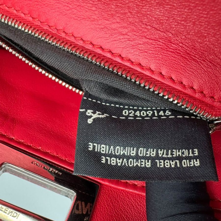 Fendi peekaboo mini 躲貓貓-21