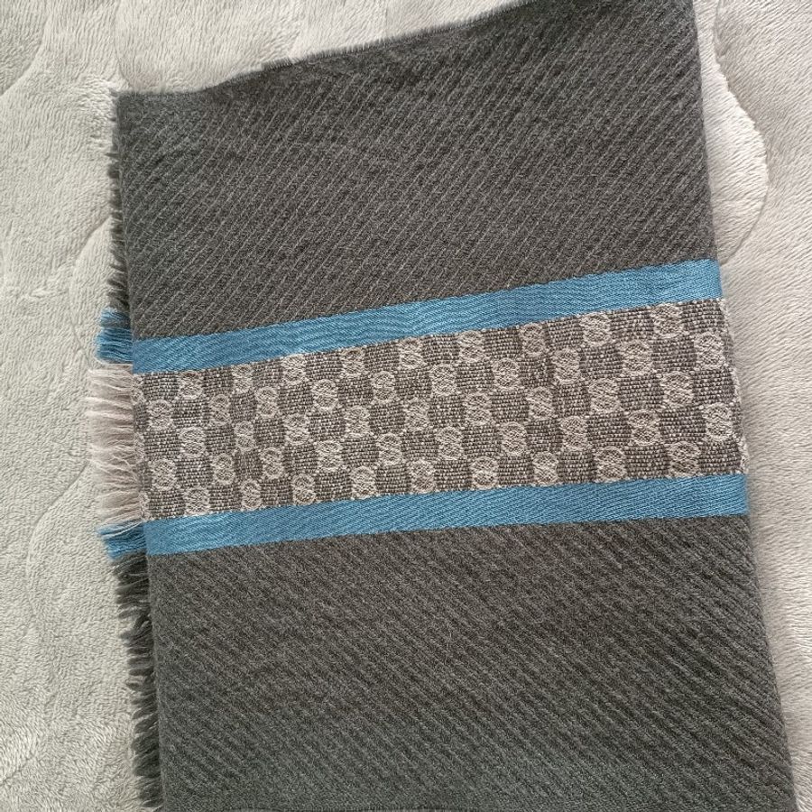 出清 GUCCI 羊毛圍巾圍巾-4
