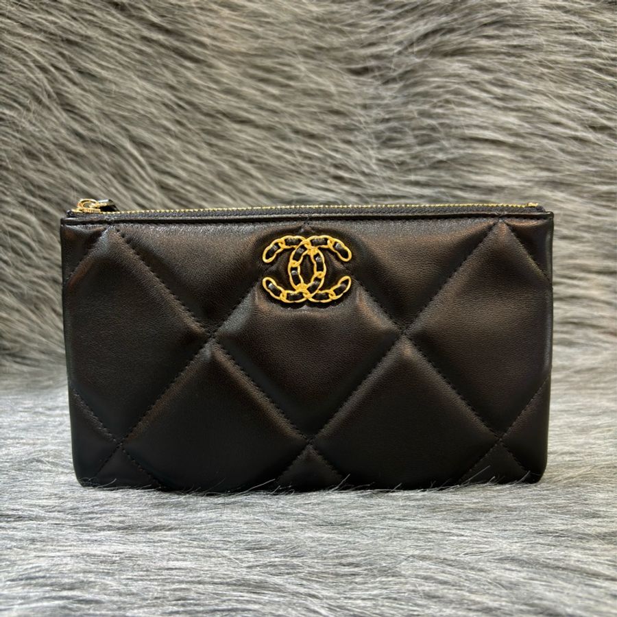 CHANEL AP1059 19包 黑色 羊皮 金釦 手拿包 長夾-0