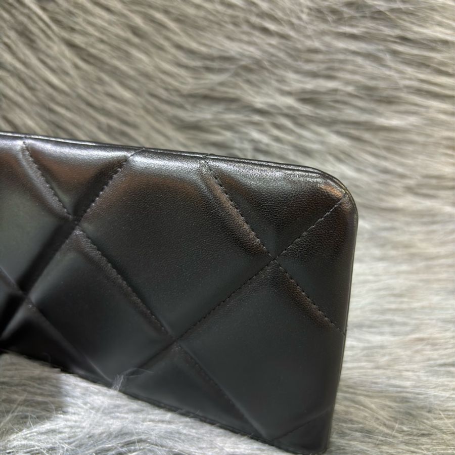 CHANEL AP1059 19包 黑色 羊皮 金釦 手拿包 長夾-11
