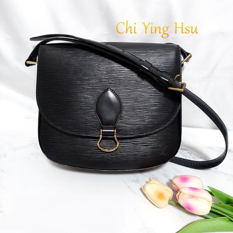 LV EPI Vintage 🎀現品實拍 🎀中古經典黑色水波紋牛鼻包／斜背包/馬鞍包  ( 大 ) ~二手品-7