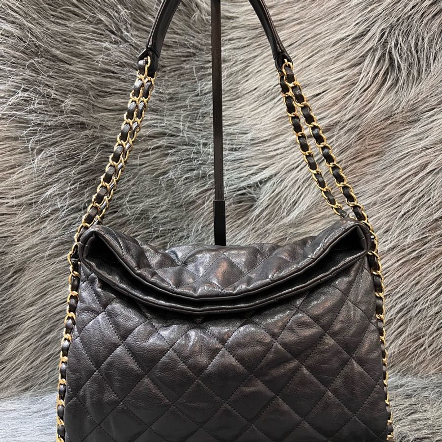 Chanel 黑色 牛皮 金鍊 ChainAround 肩背包 牛角包-0