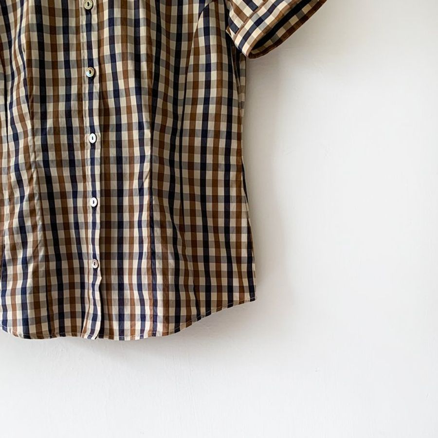 Aquascutum 雅格獅丹 經典格紋短袖襯衫 咖啡米藍色 品牌鈕扣 舒適彈性【壽司羊羊】二手衣-2