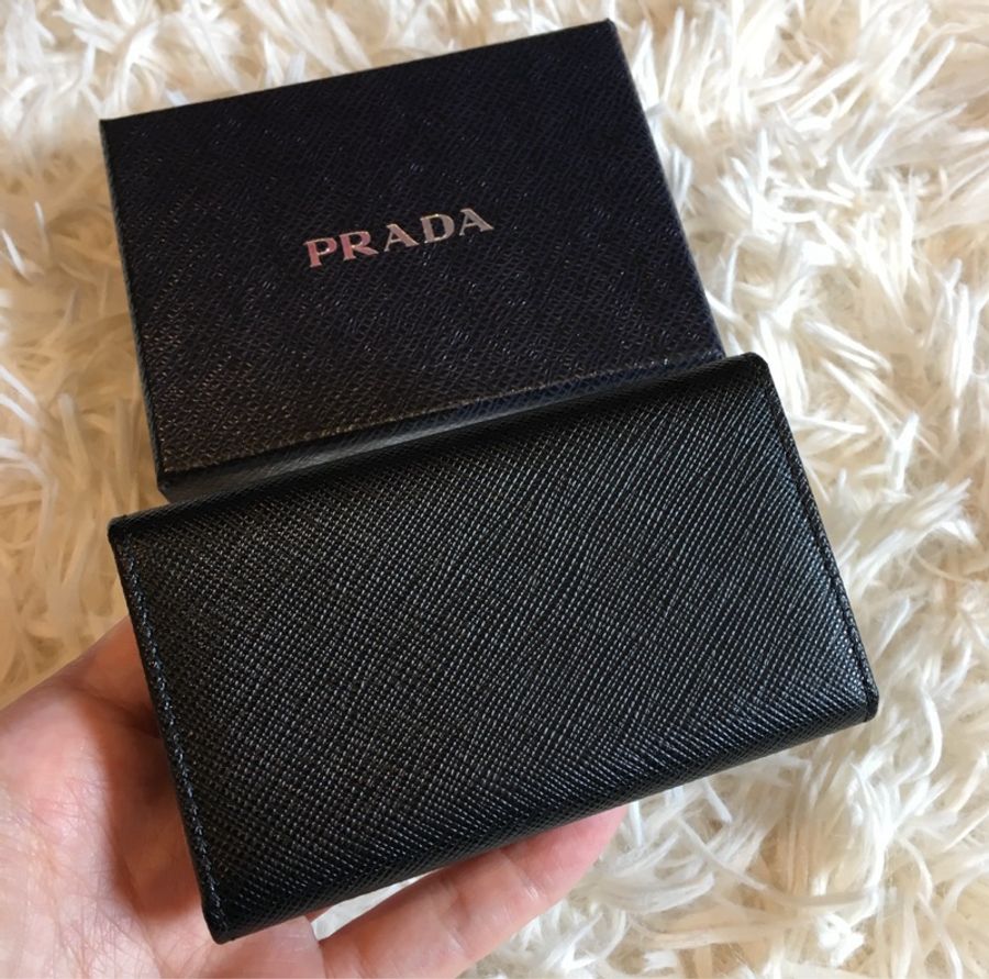 Prada 黑色扣式鑰匙包-3