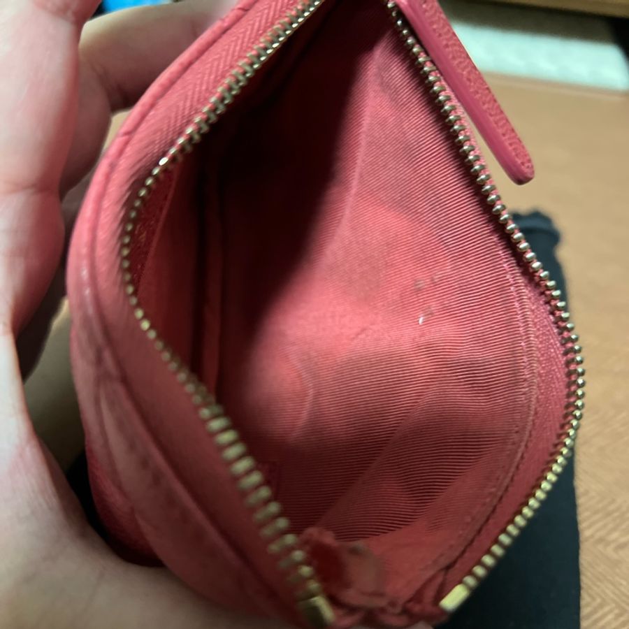 二手 CHANEL 荔枝牛皮淡金釦 莓紅色 拉鍊一字款零錢包-23