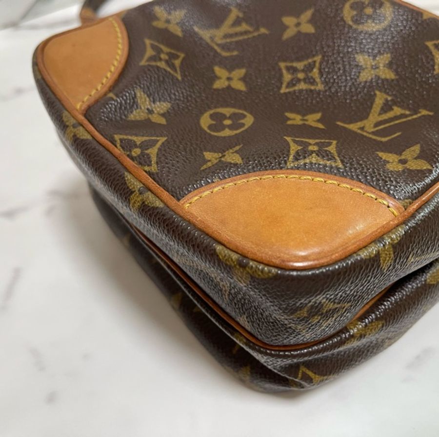 lv 雙層相機包，-5