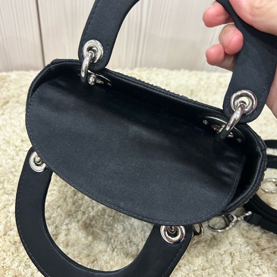 Dior lady dior 新款黑色水鑽緞面三格黛妃包-6