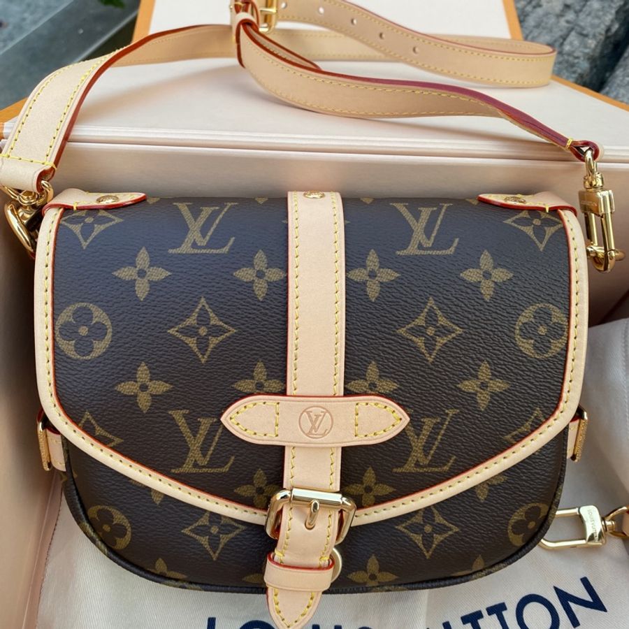 近新LV LOUIS VUITTON Saumur BB原花新款M46740小馬鞍包斜背包肩背包-1