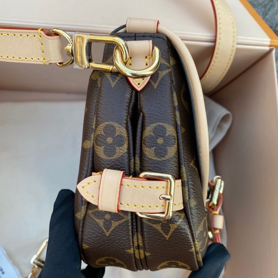 近新LV LOUIS VUITTON Saumur BB原花新款M46740小馬鞍包斜背包肩背包-12