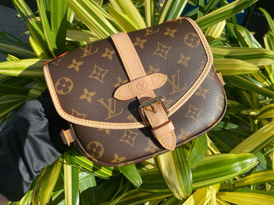 近新LV LOUIS VUITTON Saumur BB原花新款M46740小馬鞍包斜背包肩背包-13