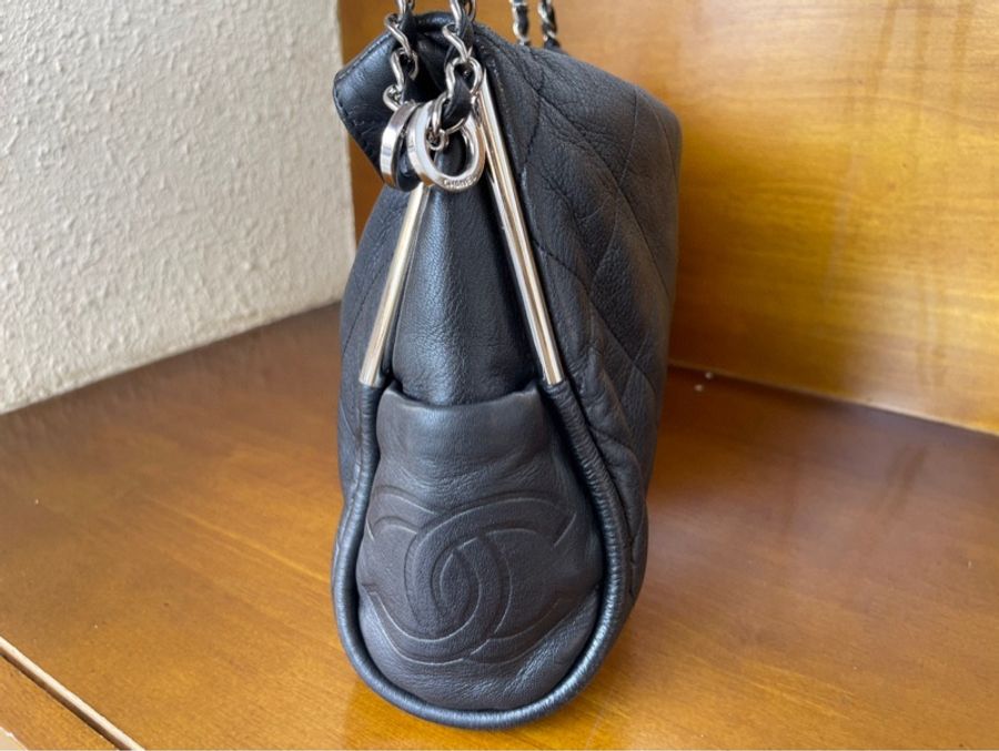 Chanel vintage hobo 銀桿 羊皮 菱格紋 外縫 肩背包-4