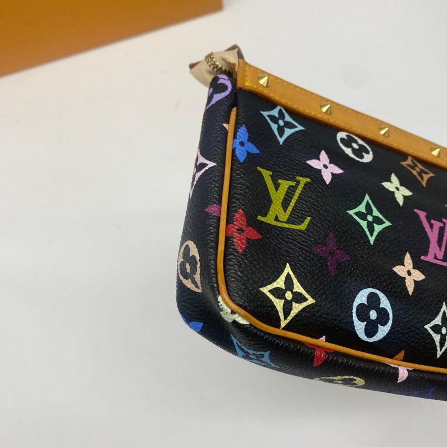 Louis Vuitton LV 黑三彩 村上隆 字紋 鉚釘 腋下包/麻將包-4
