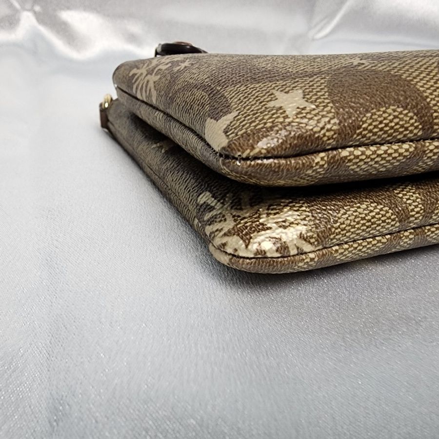 COACH 限定款C LOGO雪花印花雙層手拿包(駝/咖)-13