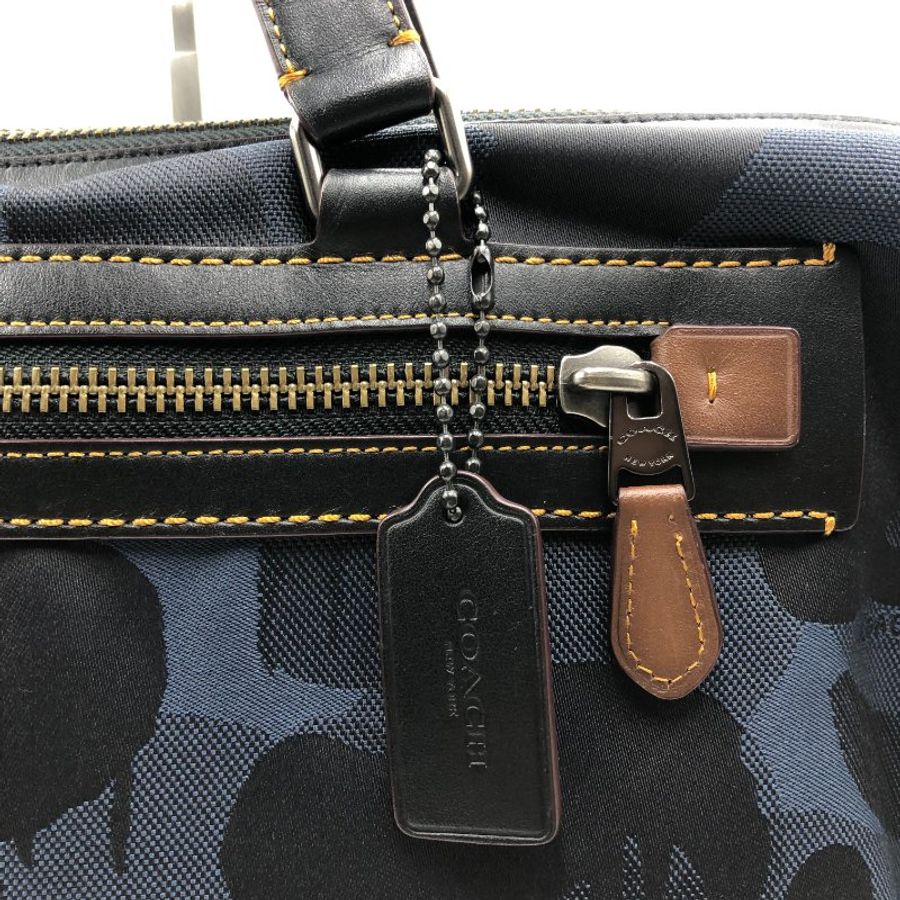 【極新】Coach 多工迷彩公事包,電腦包,側背包,手提包,潮流,萬用,二手真品,正品,現貨-3