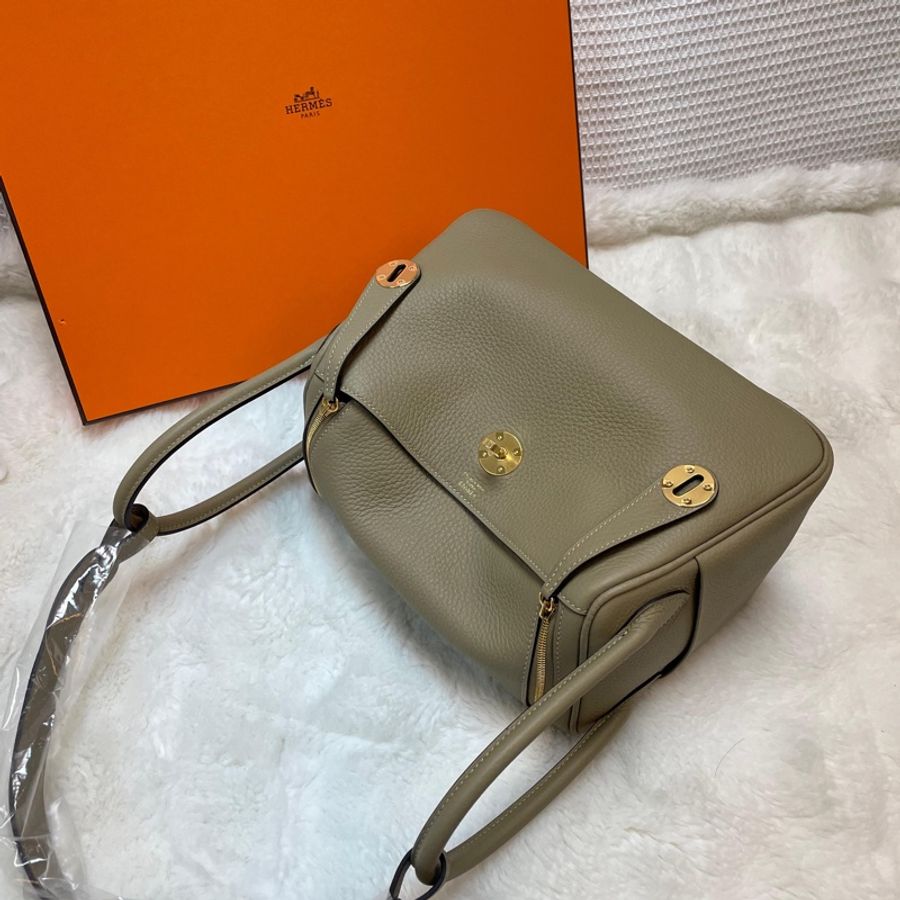 帶發票,全新‼️Hermes Lindy 26 8q新顏色-馬爾法米色-8