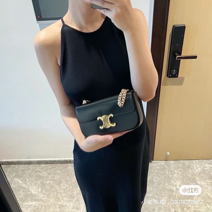 Celine牛皮鏈條側背包-5