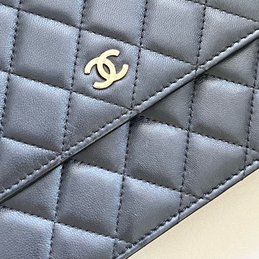 Chanel Woc 黑色淡金鏈-2