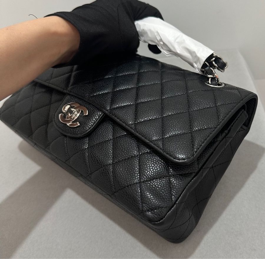 Chanel Caviar CF25 銀扣-1