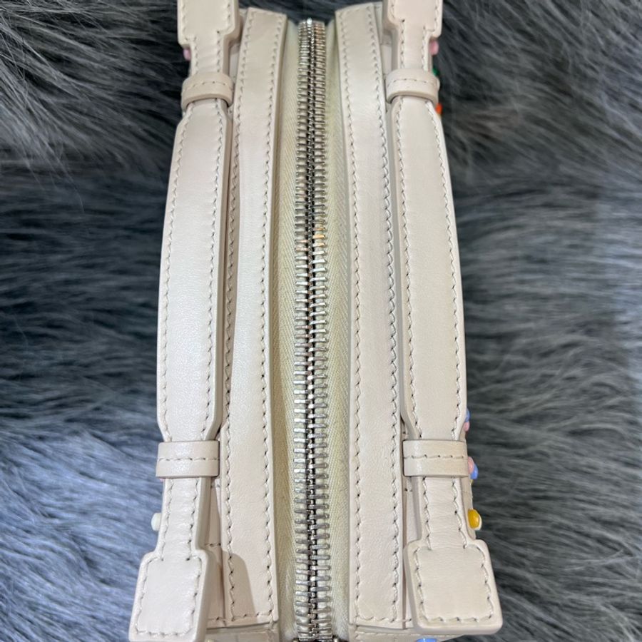 Tods 杏色 米灰 牛皮 銀釦 箱包 Trunk 豆豆 斜背包-26