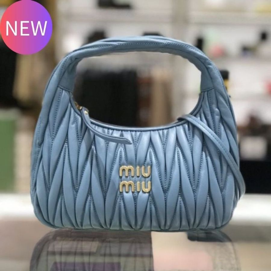 Miu Miu 5BC125 Wander Matelasse 納帕軟皮半月包 藍色《2024季度新品》-0