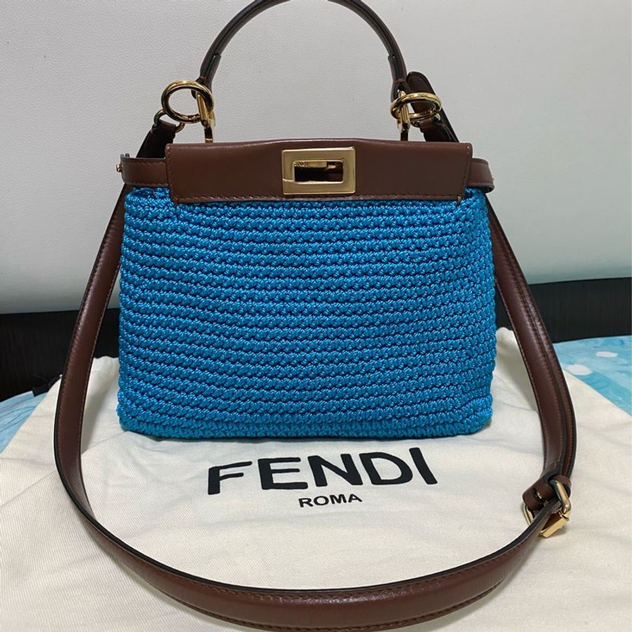 Fendi Peekaboo leather bag-11