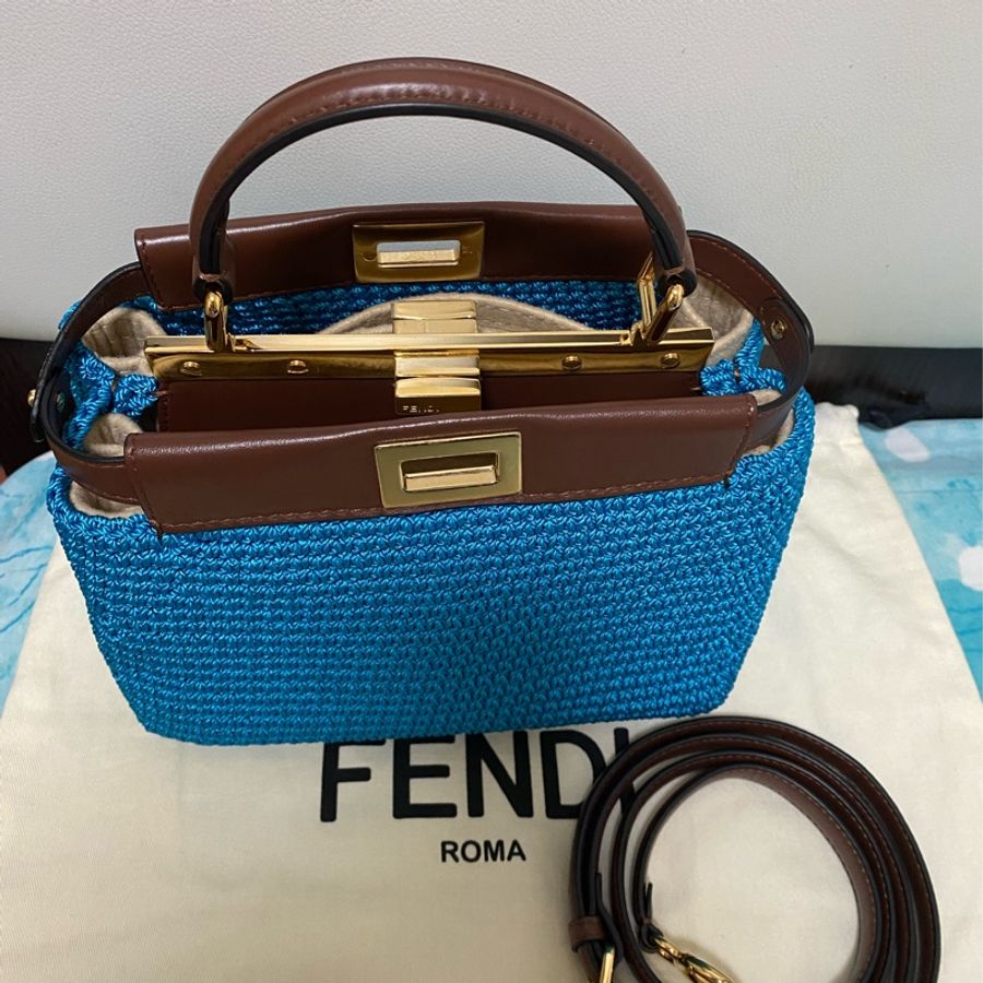 Fendi Peekaboo leather bag-16