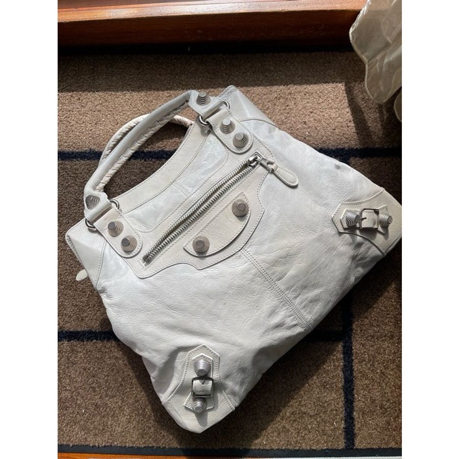 BALENCIAGA  白機車包 肩背包 巴黎世家 大釦系列 精品包-1