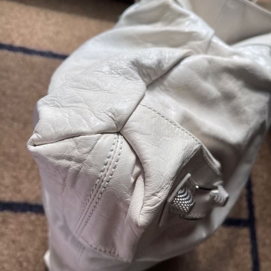 BALENCIAGA  白機車包 肩背包 巴黎世家 大釦系列 精品包-15