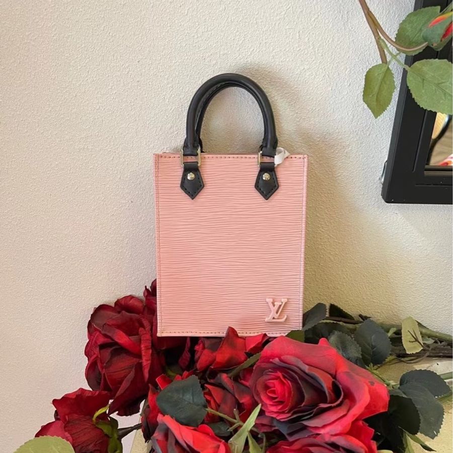 Louis Vuitton Pink Petit Sac Plat 粉紅色風琴-3