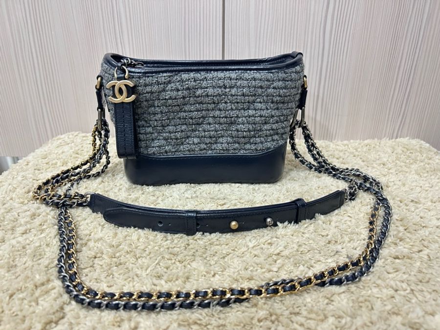 Chanel 25開 小號深藍黑金色菱格紋流浪包-0