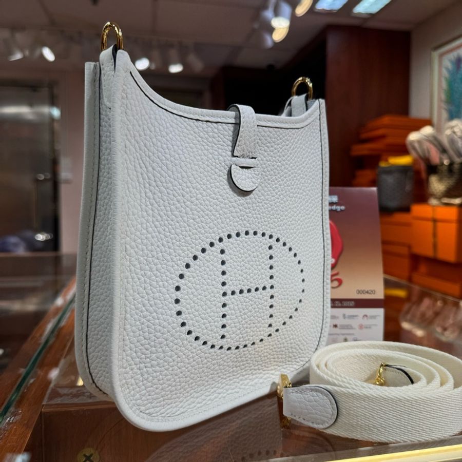 ✨持有正品正貨標籤公司✨Mini Evelyne New white 新白色金扣-2