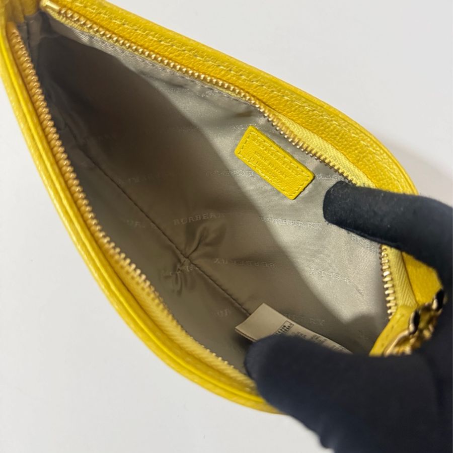Burberry Haymarket Check Clara Pochette Yellow 💛-13
