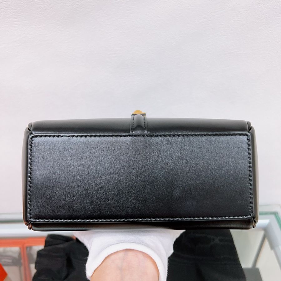 (❌已出) Celine mini 16 bag 黑色16迷你手柄包 單肩斜挎包-6