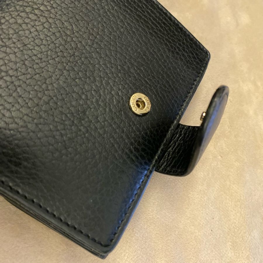 Gucci 黑金 零錢區 明顯使用痕跡 logo磨損使用痕跡 短夾 皮夾 卡夾-26