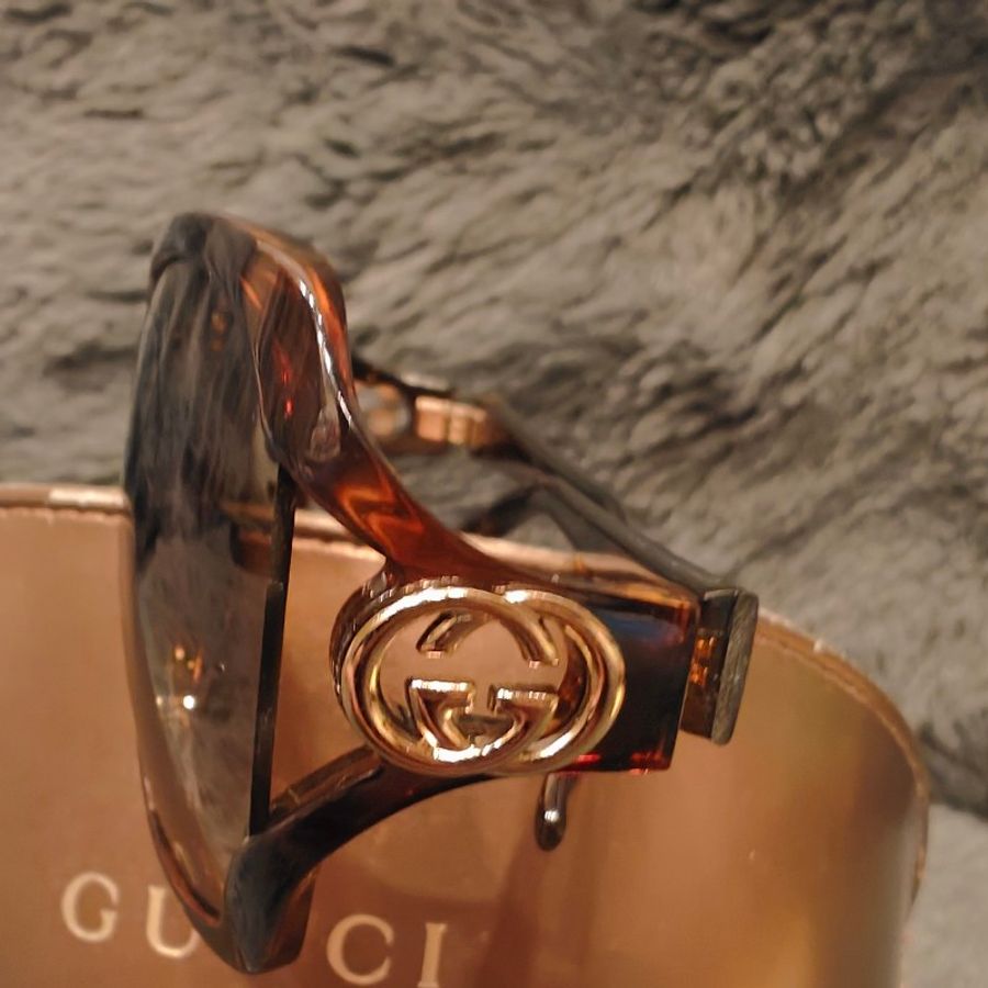 日本帶回中古gucci古馳大logo墨鏡-1