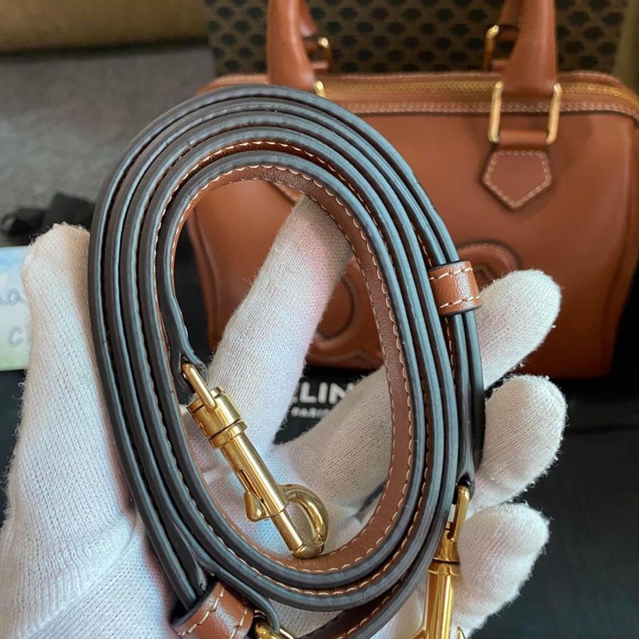 CELINE 小牛皮波士頓包-31