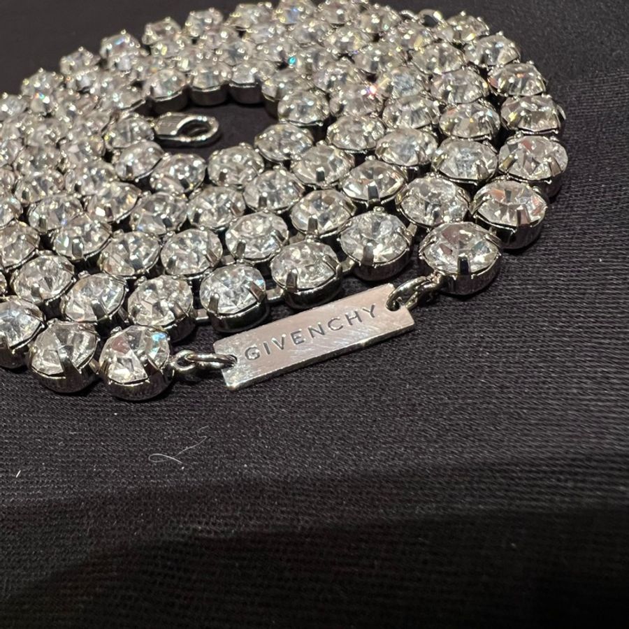 Givenchy水鑽頸鏈💎 4G Crystal long necklace in metal with crystals(男女皆可)-0